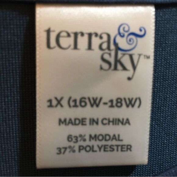 Terra Sky Ruffle Sleeve, Keyhole V neck, round bottom Top - Picture 3 of 5